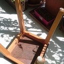 Petit tabouret avec assise plaquée