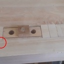 Là où qu'ça paraît faible autour du tenon du pied avant droit