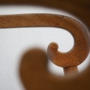 Revisite d'un fauteuil en noyer