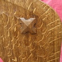 Étagère d'inspiration gothique