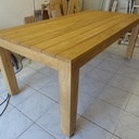 Une Table de Jardin