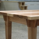 Table en pieds queue de billard