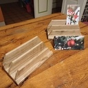 Petit support courriers ou instances en chêne.