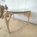 Table basse en hêtre.