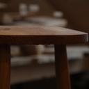Tabouret en cèdre
