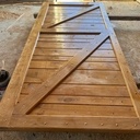 "Petite" porte de hangar en pierres de taille