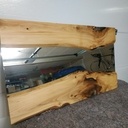 Un miroir de type "live edge"