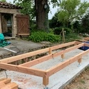 La scie Japonaise Kariwaku posée sur le « sommier» et tous ses assemblages faits à la main.