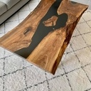 Table basse en noyer