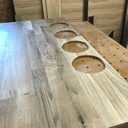 découpe des ronds dans le panneau. gabarit (medium de 3 mm découpé au laser) avec fraise à roulement