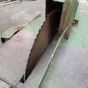 Scie à bûches retorse !