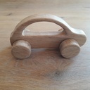 Petite voiture pour un cadeau de naissance