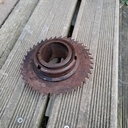 Une vieille molette à rainurer