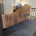 Borne accueil paramétrique - les moustaches de Dali