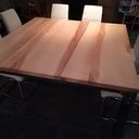 Table carré en Frêne