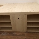 Lit estrade avec escalier