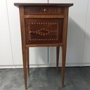 Restauration d'un petit meuble