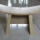 Banc de yoga, vue de face.