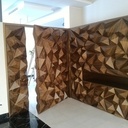 Porte et habillage au reliefs géométriques