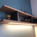 Etagère murale chêne et Valchromat noir, bandeau LED intégré