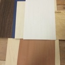 le bleu pour les yeux, le charme la partie basse , le koto décoloré du poirier sur le museau ou érable moucheté teinté rose