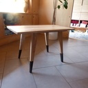 Table basse en frêne