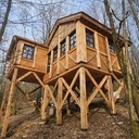 Une cabane sur pilotis en seconde résidence