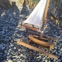 Petit bateau à voile