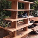 Meuble au pied IPN de 300mm et table basse