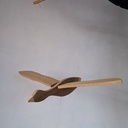 Mobile canard battant des ailes