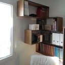 Bibliothèque suspendu