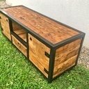 Meuble TV de style industriel