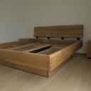 Lit chêne, queues d'arronde et autres aventures