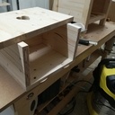 Table de nuit en pin