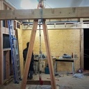 Levage à la chèvre #2. Deux sommiers pour un plancher.