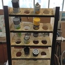 Rangement bombe de peinture murale