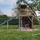 Cabane dans l'arbre