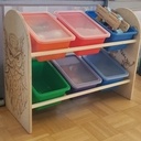 Rangement incliné pour enfant