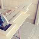 Rip cut guide for cordless circular saw