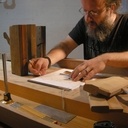 Tom Fidgen vient cette année à l'Atelier Touchons du Bois à Epinal!