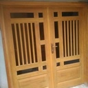 Porte centrale à Double battant