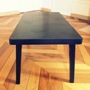 Table basse en frêne teinté noir