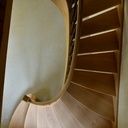 Escalier Débillardé en Chêne et balustres en fer ( mon premier )