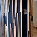 Un meuble et des bâtons...