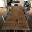 Table à manger en parquet de chêne
