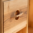 Un bureau...avec le noyer du Larbin.