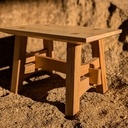 Petit tabouret en arêtier