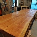 Plateau de table bord brut.