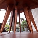 Petite table de chevet ''folle''