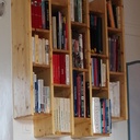 Bibliothèque coupée décalée